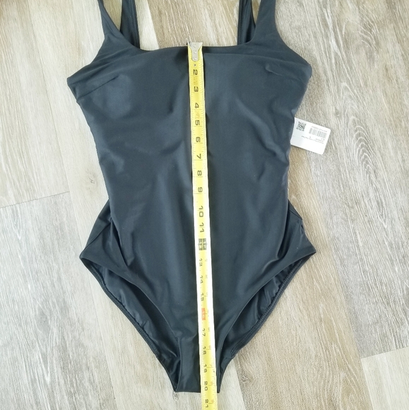 Lululemon Waterside Square Neck One Piece Swim Bikini Black Athletic NWT sz 8 - Picture 9 of 12